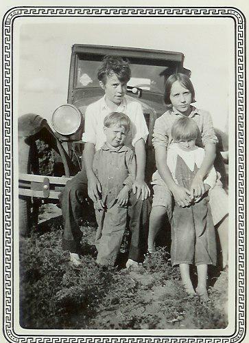 Kittie&Edith,EllaGene&Clara